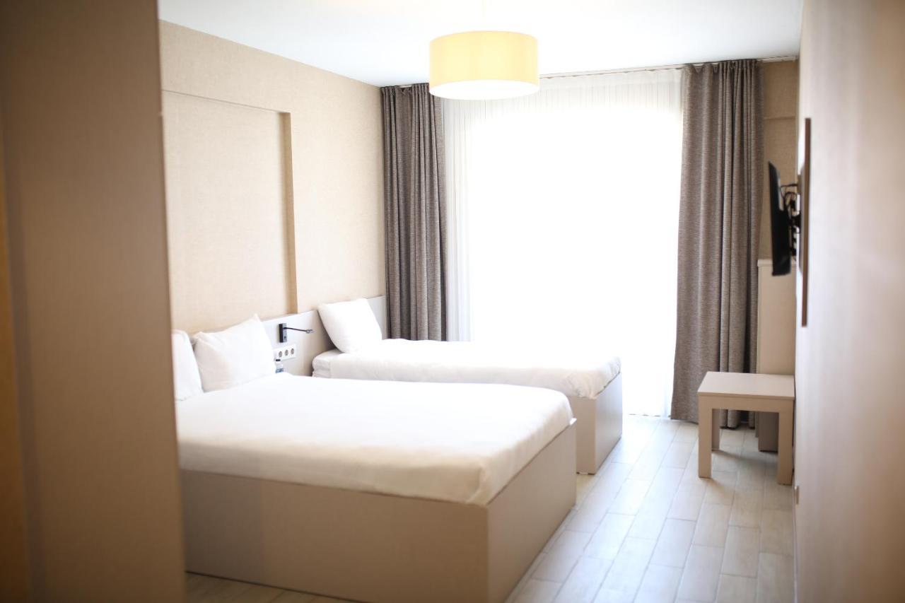 Cinas Hotel เอสเกซีเฮียร์ ภายนอก รูปภาพ