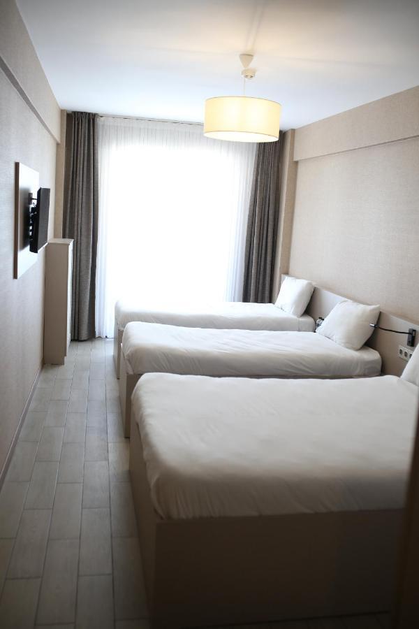 Cinas Hotel เอสเกซีเฮียร์ ภายนอก รูปภาพ