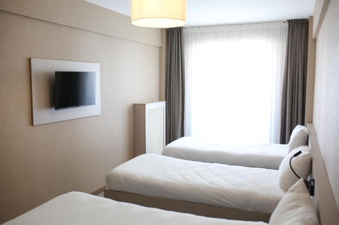 Cinas Hotel เอสเกซีเฮียร์ ภายนอก รูปภาพ